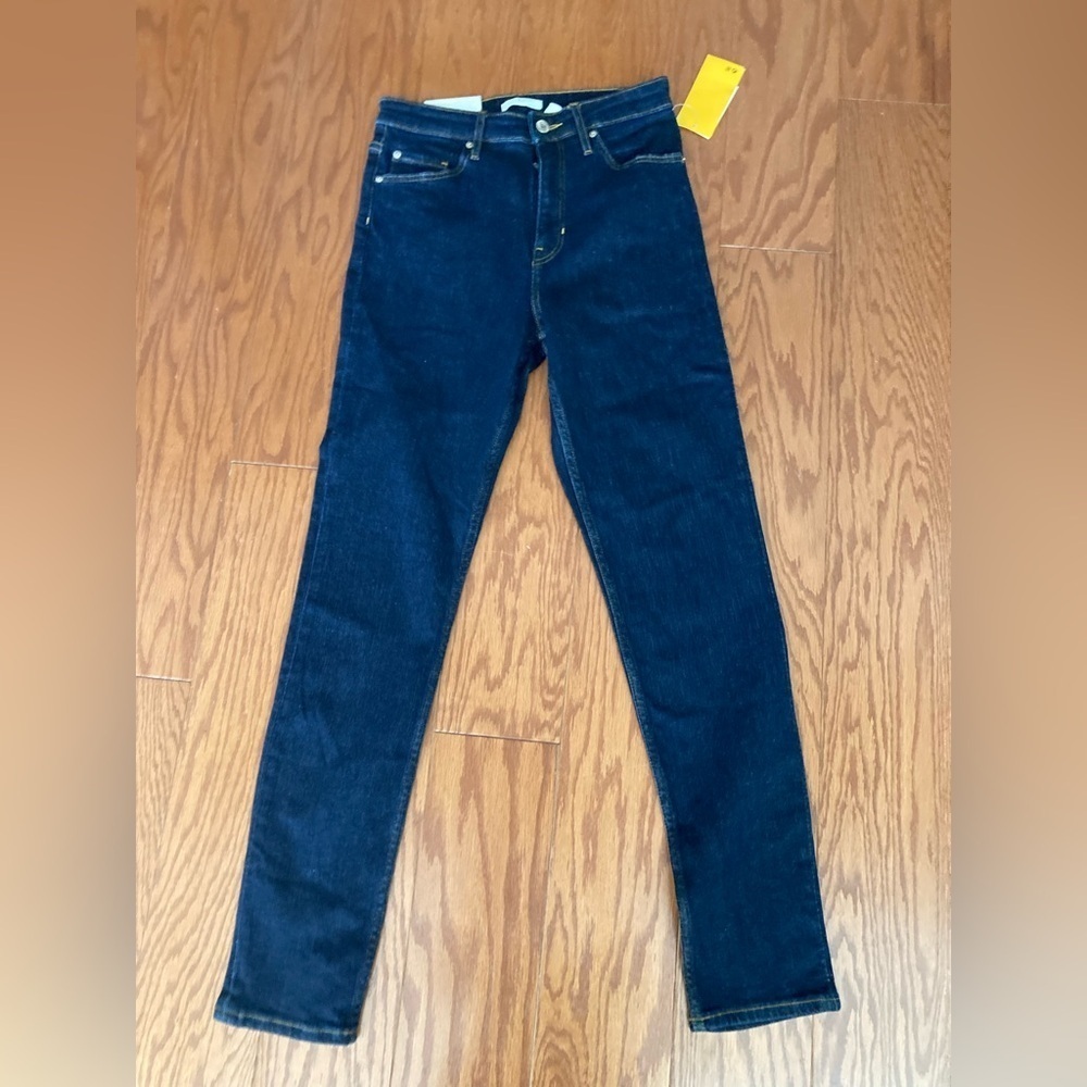 H&M High Waist stretchy / Skinny Jeans size 8 New With Tags Dark wash